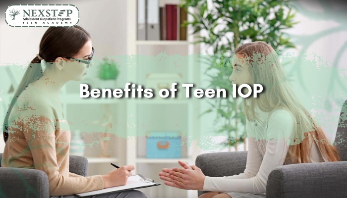 Teen and therapist in counseling session, representing benefits of Intensive Outpatient Programs (IOP) for adolescent mental health.
