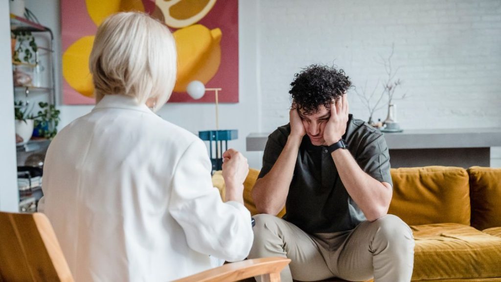 How Cognitive Behavioral Therapy (CBT) Works